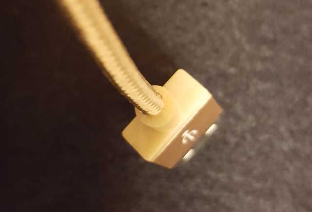 baseus-iphone-apple-mfi-lightning-cable-1m-review-09