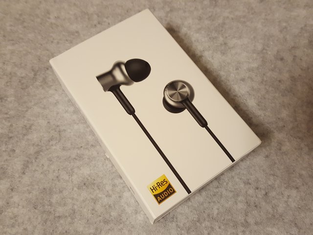 hybrid-earphones-xiaomi-mi-in-ear-headphones-pro-hd-review003